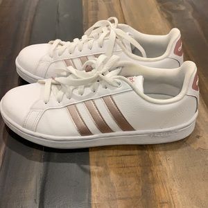 Women’s Adidas Leather Sneakers - like new